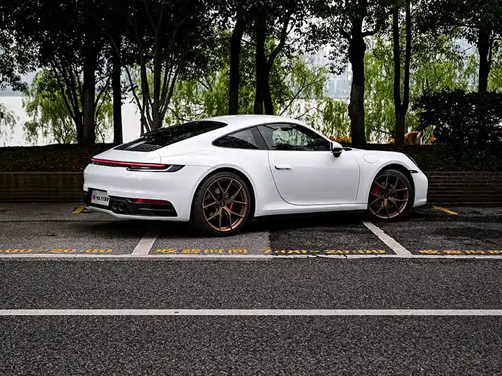 Porsche 911 2020 Carrera 3.0T фото 4