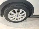 Фото 23 - Ford Kuga