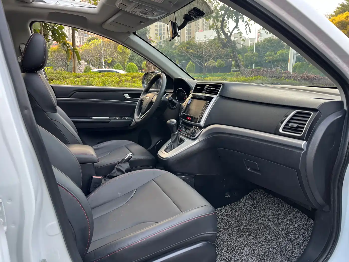 Haval M6 2019 1.5T DCT 2WD Value Edition (China VI) фото 9