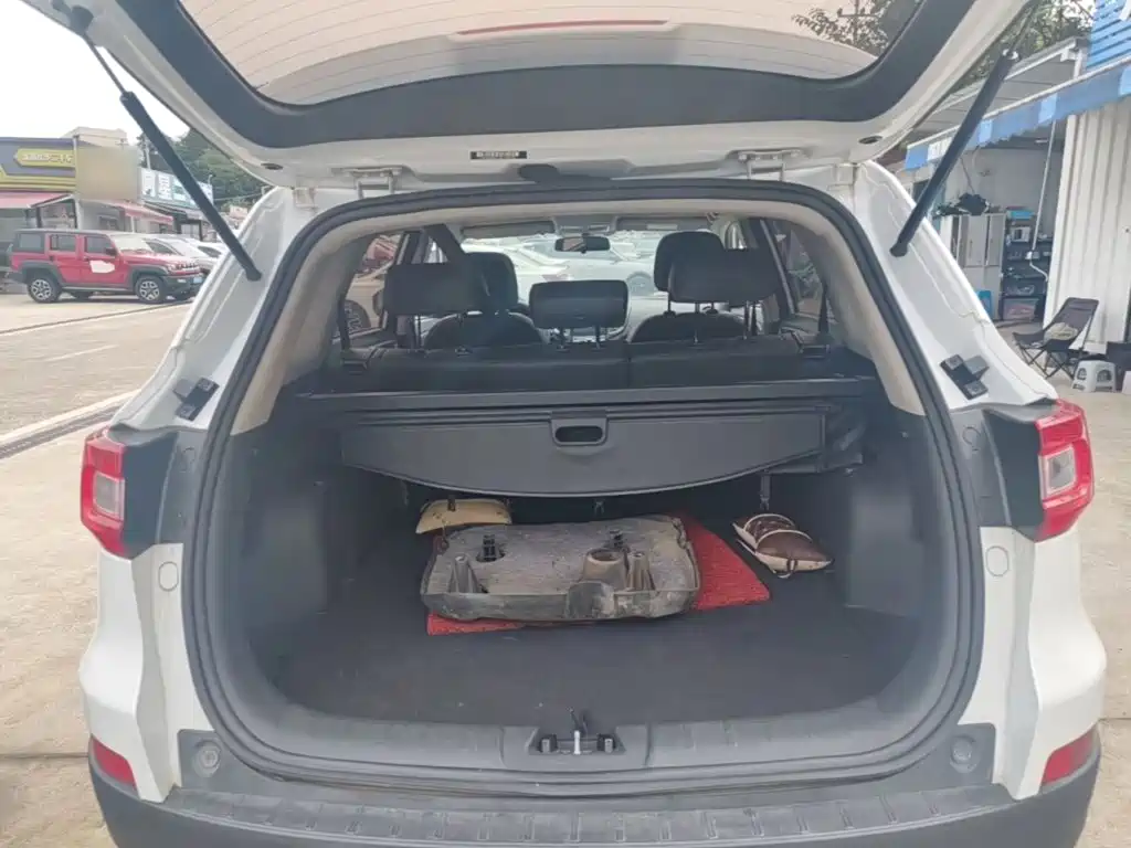 Photo 19 - Changan CS75