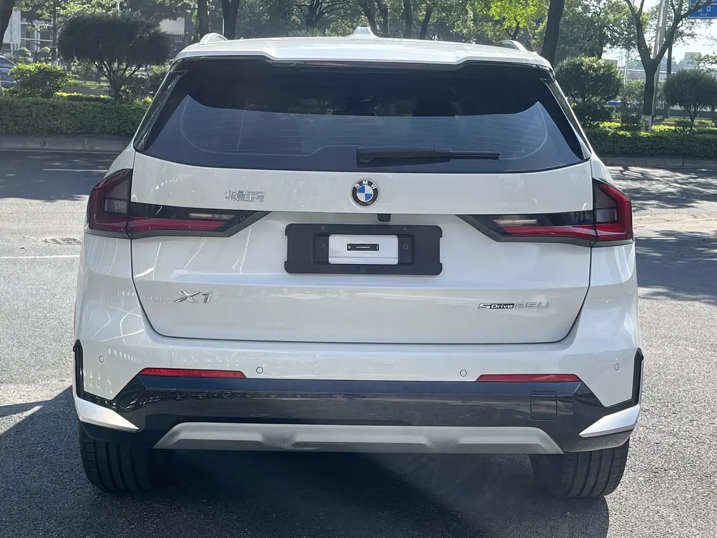 BMW X1 2024 sDrive25Li X Design Package фото 5