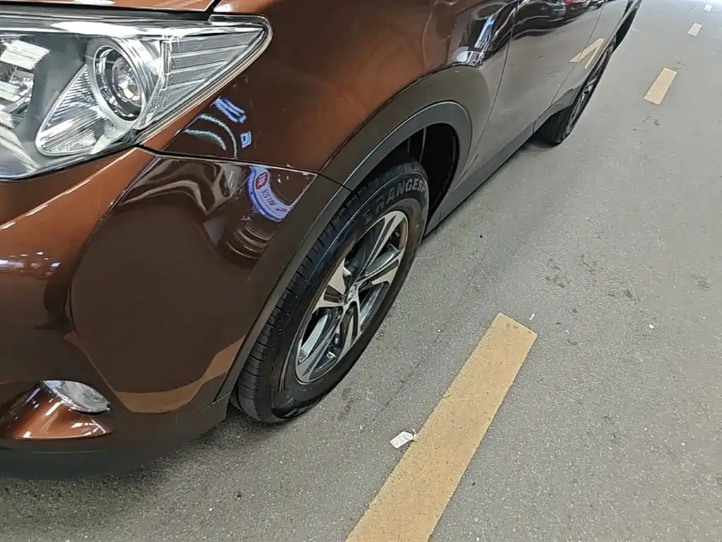 Toyota RAV4 Rongfang 2015 2.0L CVT 2WD Trend Edition фото 23
