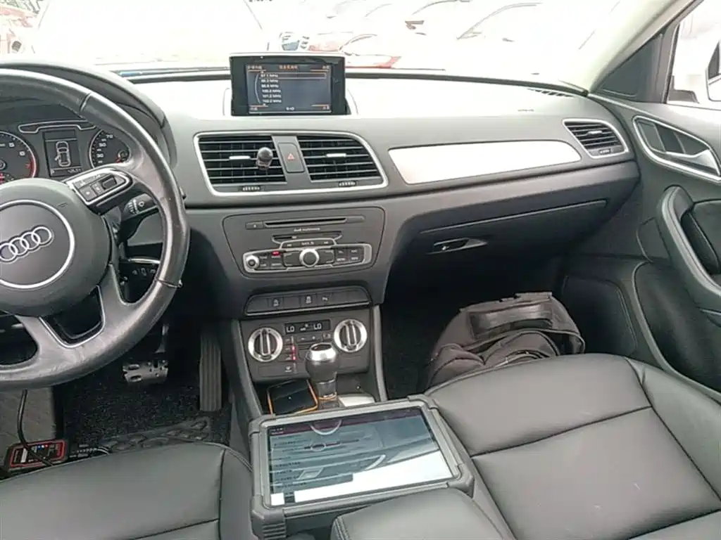 Audi Q3 2016 30 TFSI Heritage Edition Smart Leader фото 13