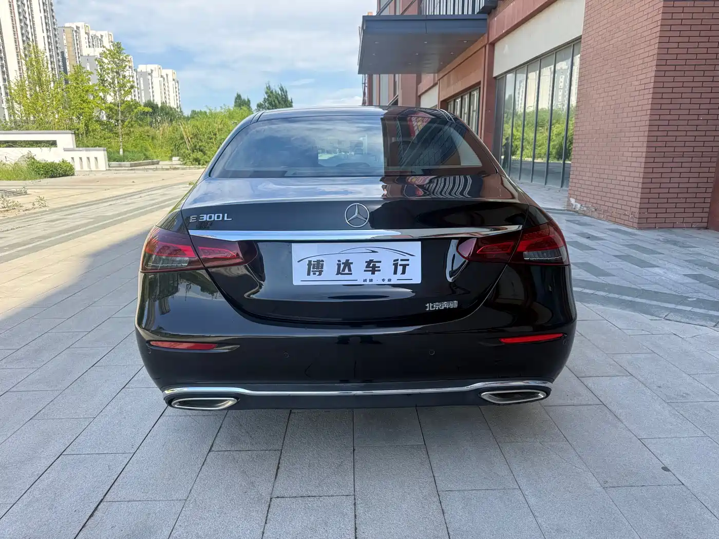 Mercedes-Benz E-Class 2022 E 260 L фото 11