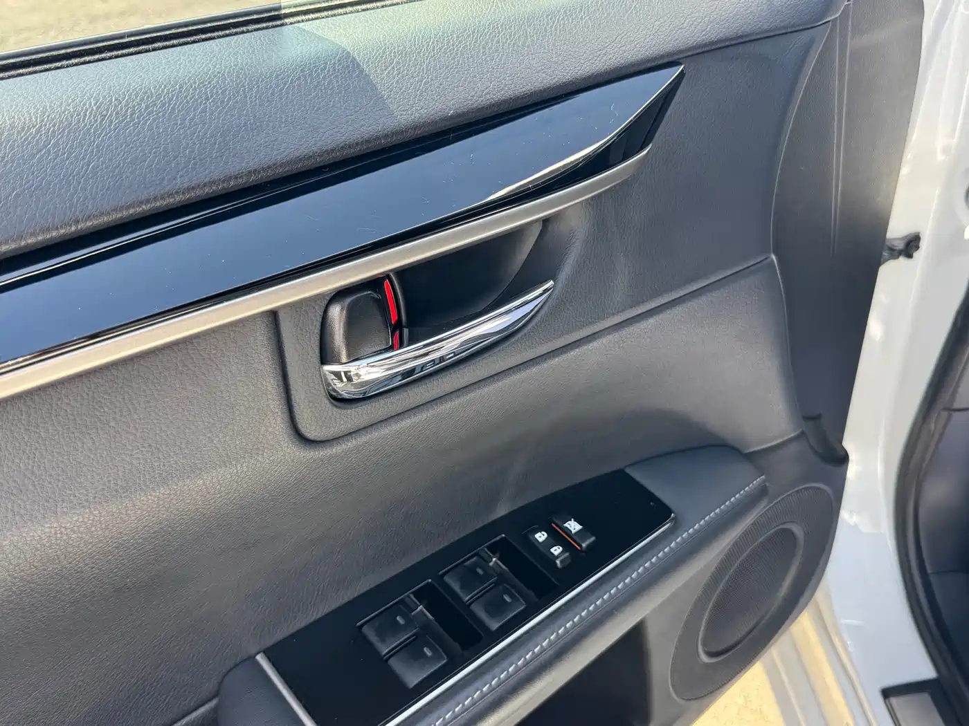 Lexus ES 2015 200 Elite Edition фото 3