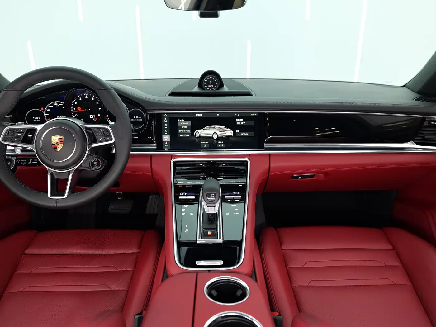 Porsche Panamera 2019 Panamera 2.9T фото 7