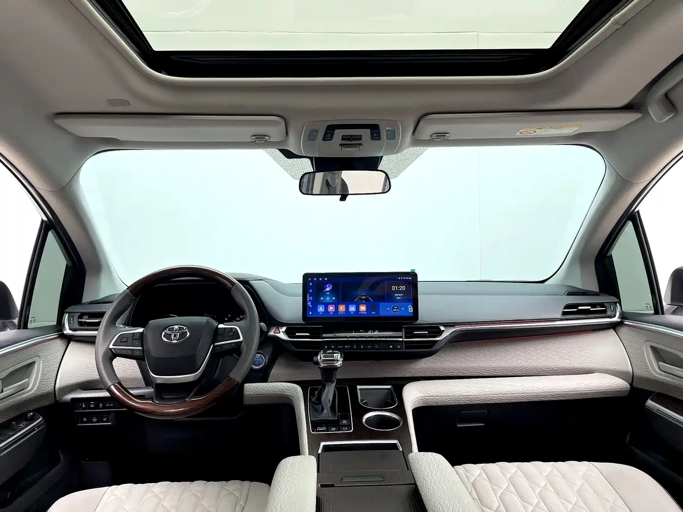 Toyota Sienna 2021 2.5L Hybrid Comfort Edition фото 9