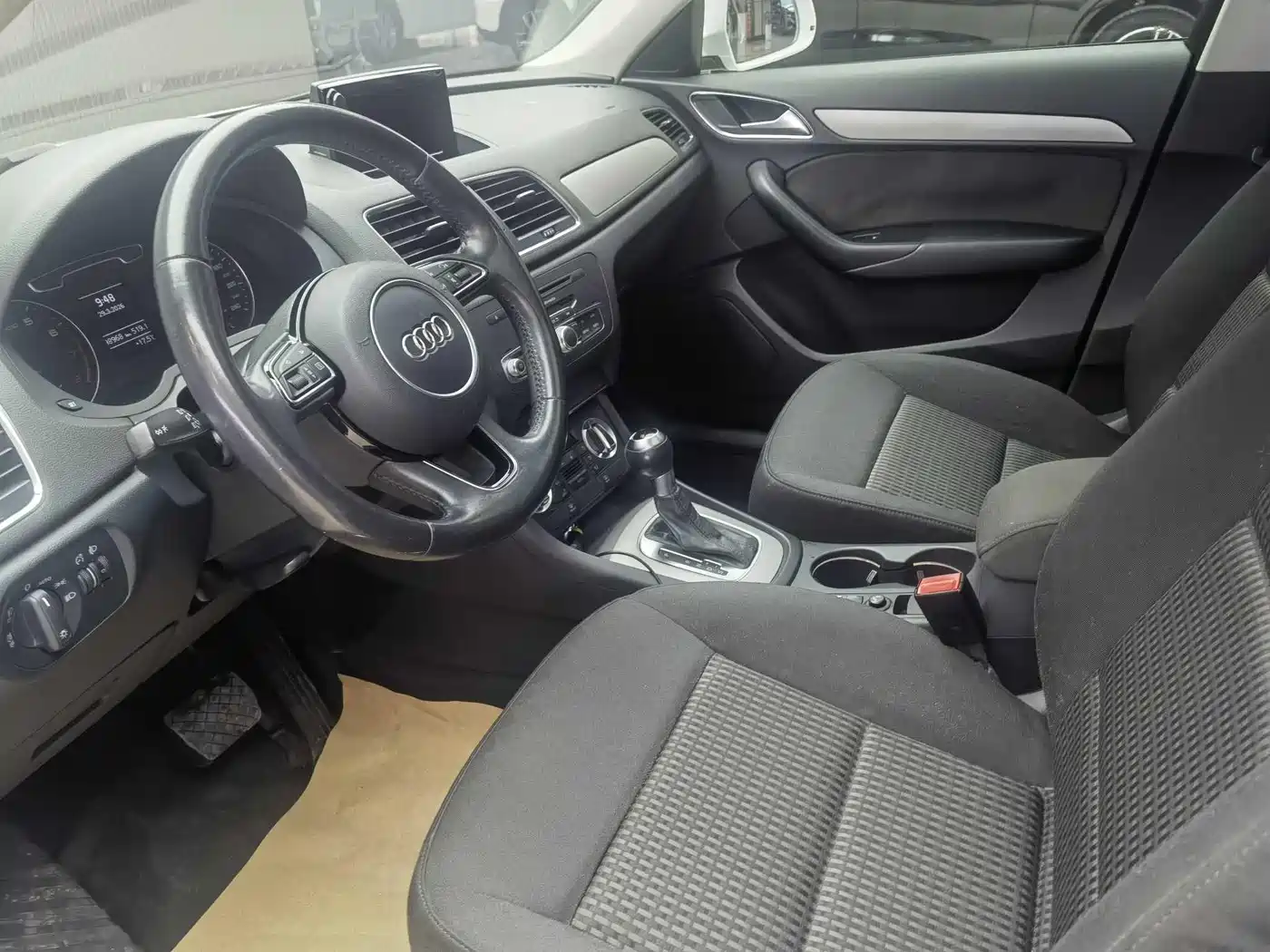 Audi Q3 2015 30 TFSI Progressive фото 6