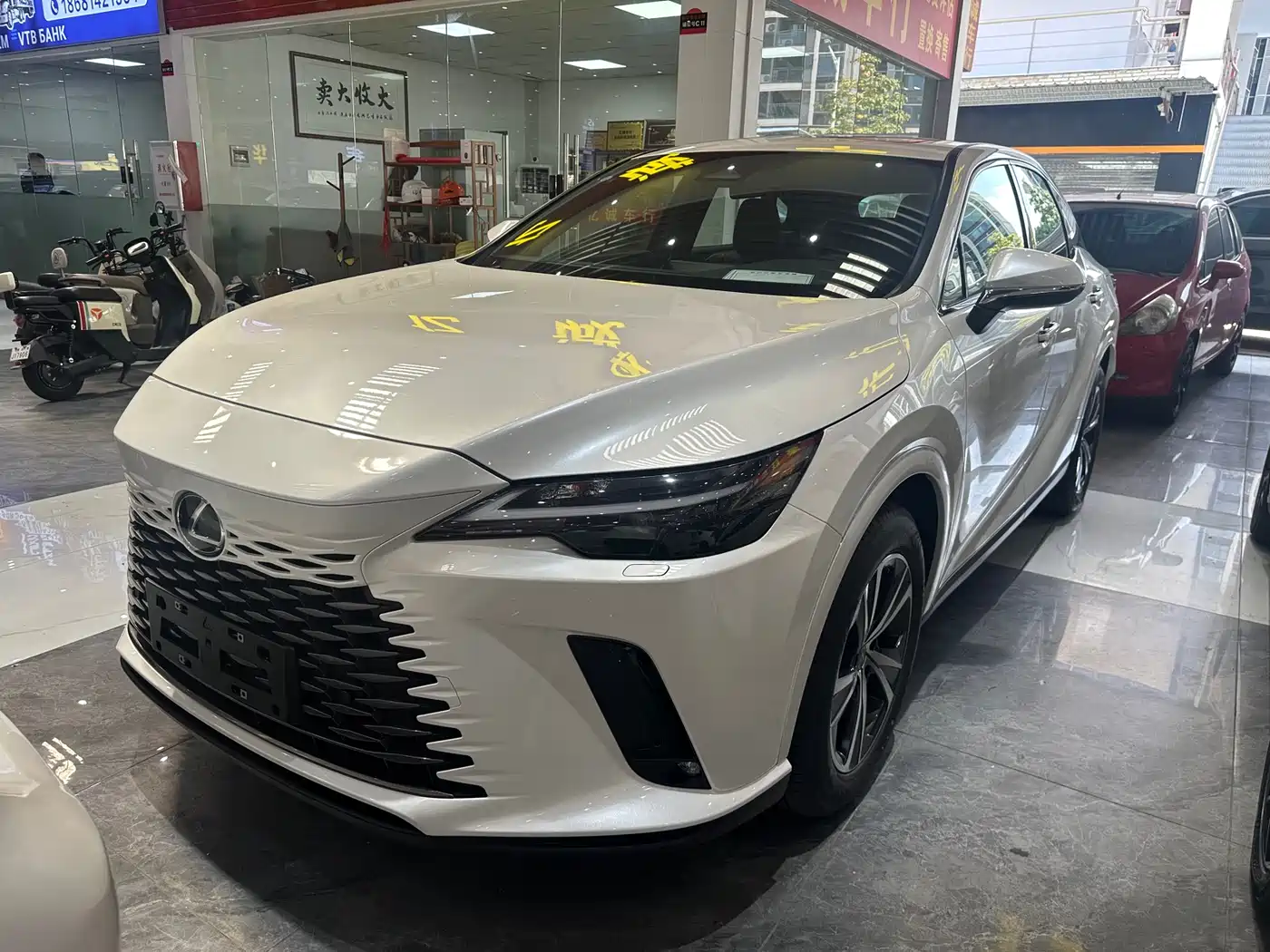 Lexus RX 2026 300 AWD Premium Edition