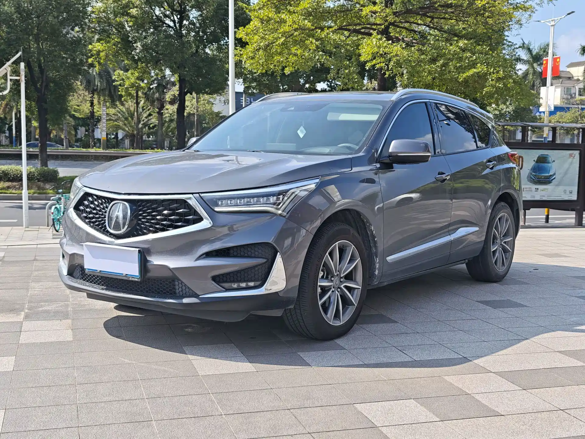 Фото 1 - Acura RDX