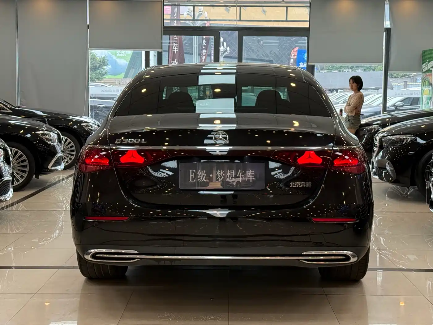 Mercedes-Benz E-Class 2024 Model E 300 L Luxury фото 22