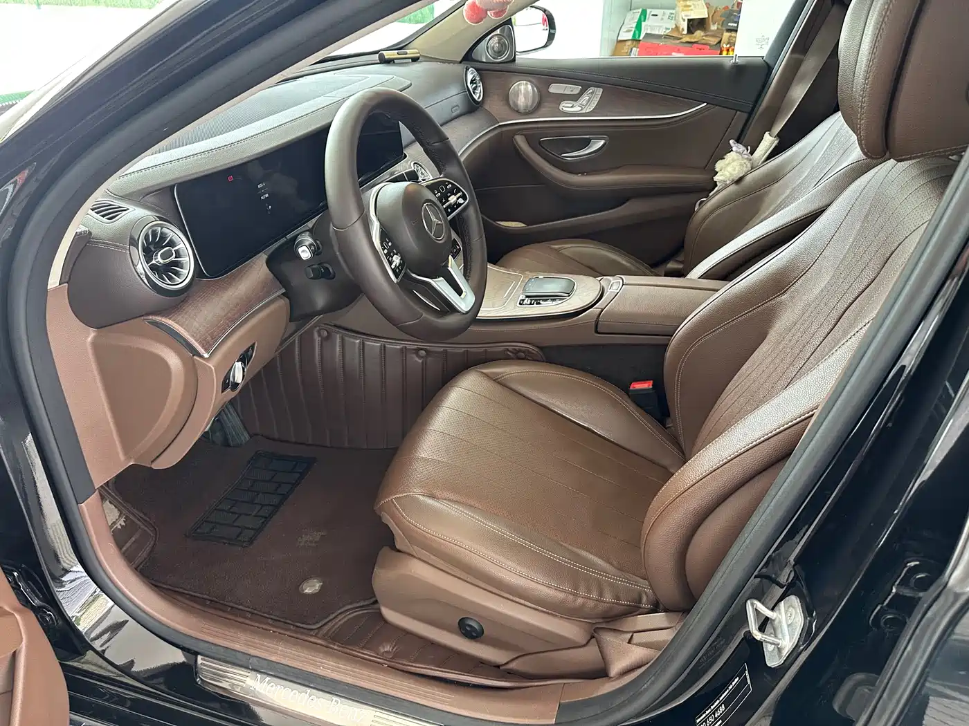 Mercedes-Benz E-Class 2019 Facelift E 300 L Luxury фото 5