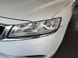 Фото 24 - Geely Borui