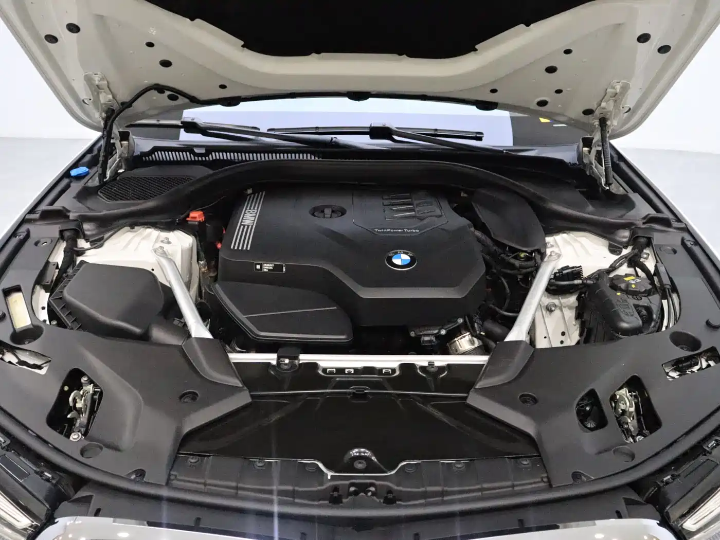 BMW 5 Series 2021 525Li M Sport Package фото 20