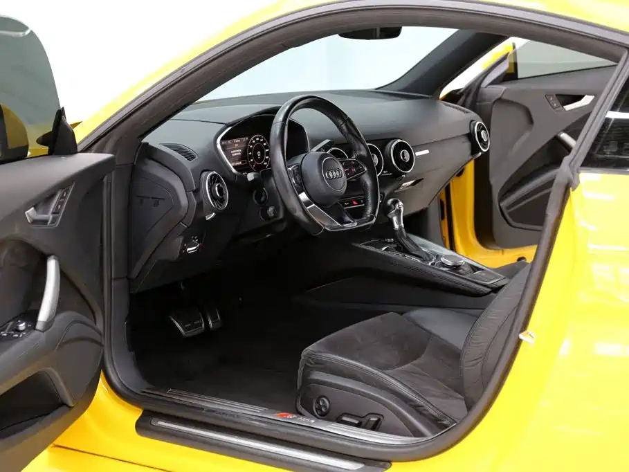 Audi TT 2017 2015 TT Coupe 45 TFSI quattro