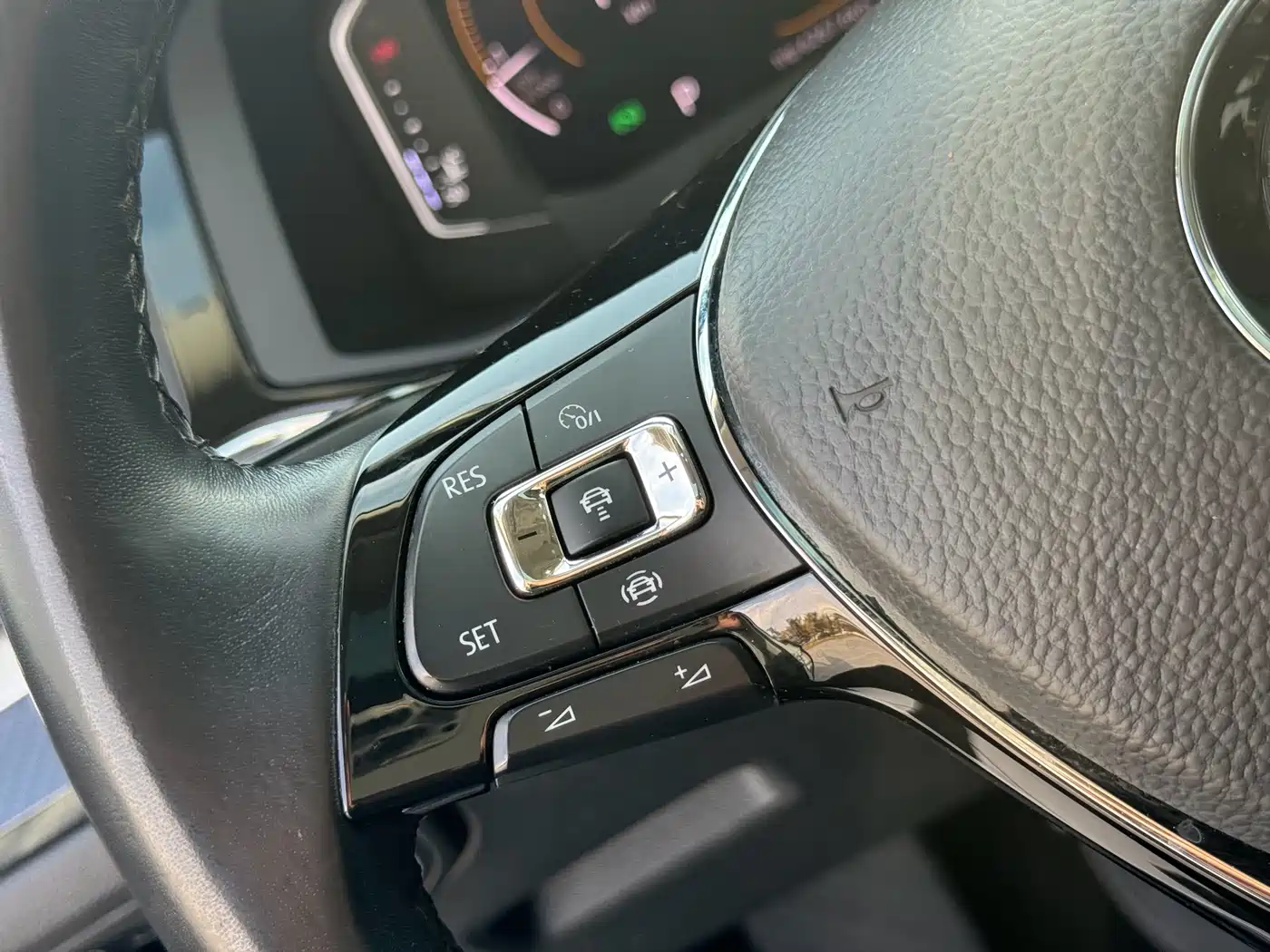 Volkswagen Lamando 2019 280TSI DSG Luxury Edition China VI фото 7