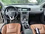 صورة 10 - Volvo S60
