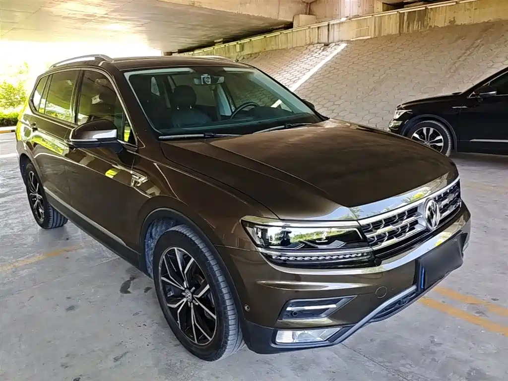 Volkswagen Tiguan L 2019 380TSI Auto AWD Smart Luxury Edition China V фото 4