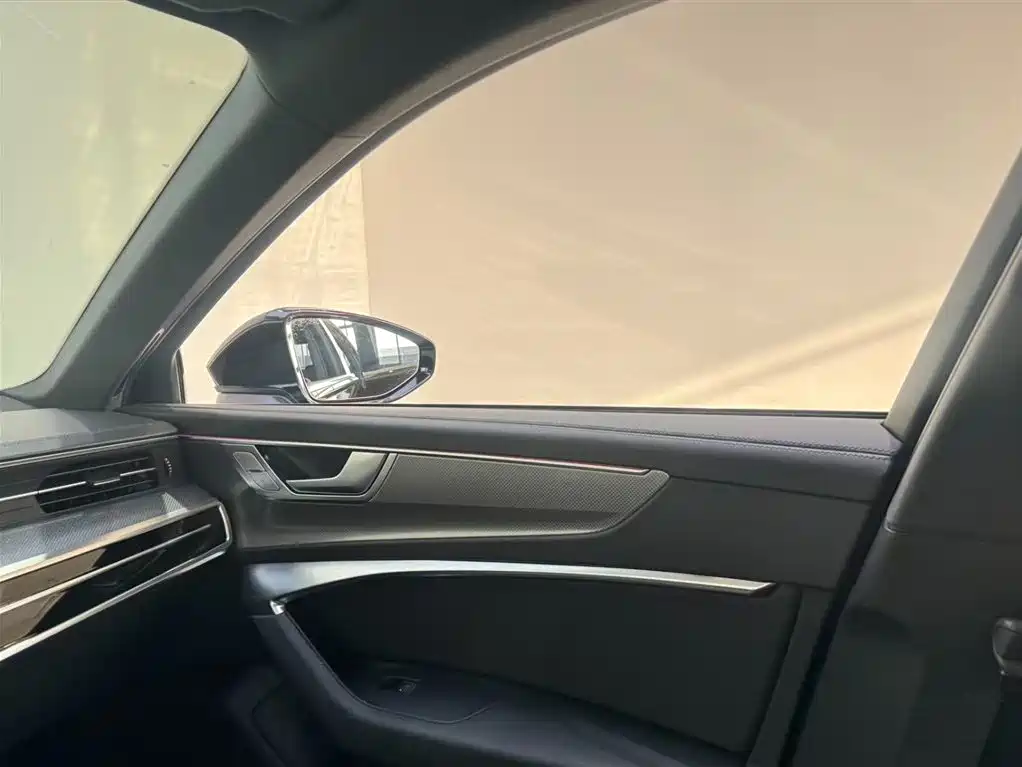 Audi A6L 2024 40 TFSI Luxury Dynamic фото 10