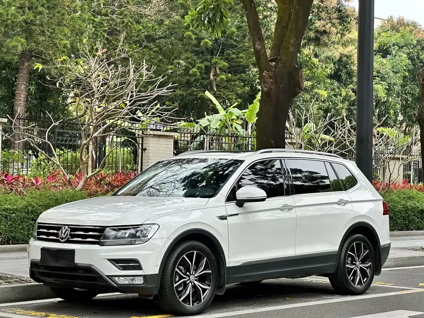 Volkswagen Tiguan L 2020 330TSI Auto 2WD Smart Luxury China VI