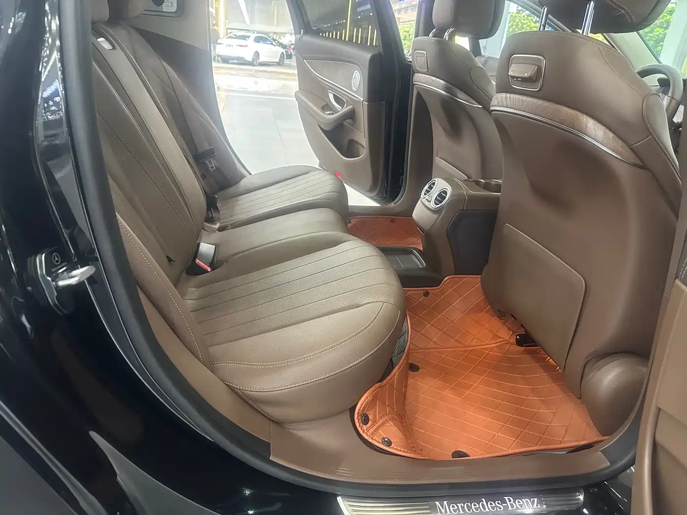 Mercedes-Benz E-Class 2020 Facelift E 300 L Fashion фото 15