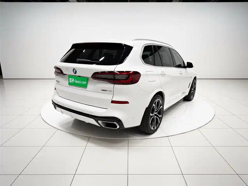 BMW X5 2022 xDrive 40Li Premium M Sport Package фото 7
