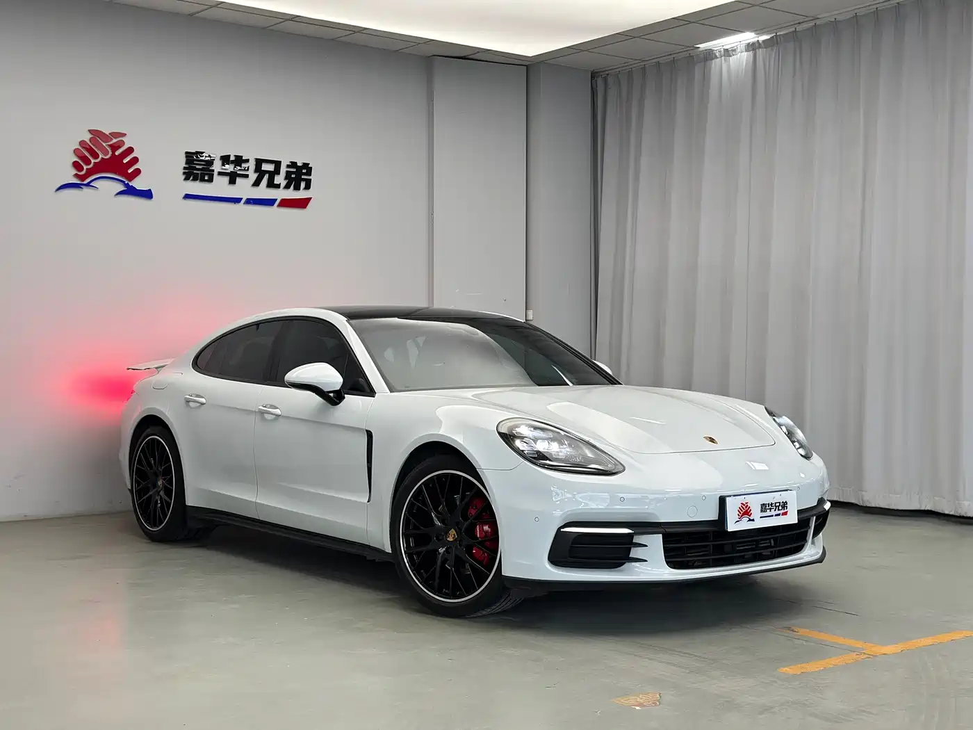 Porsche Panamera 2017 Panamera 3.0T фото 6