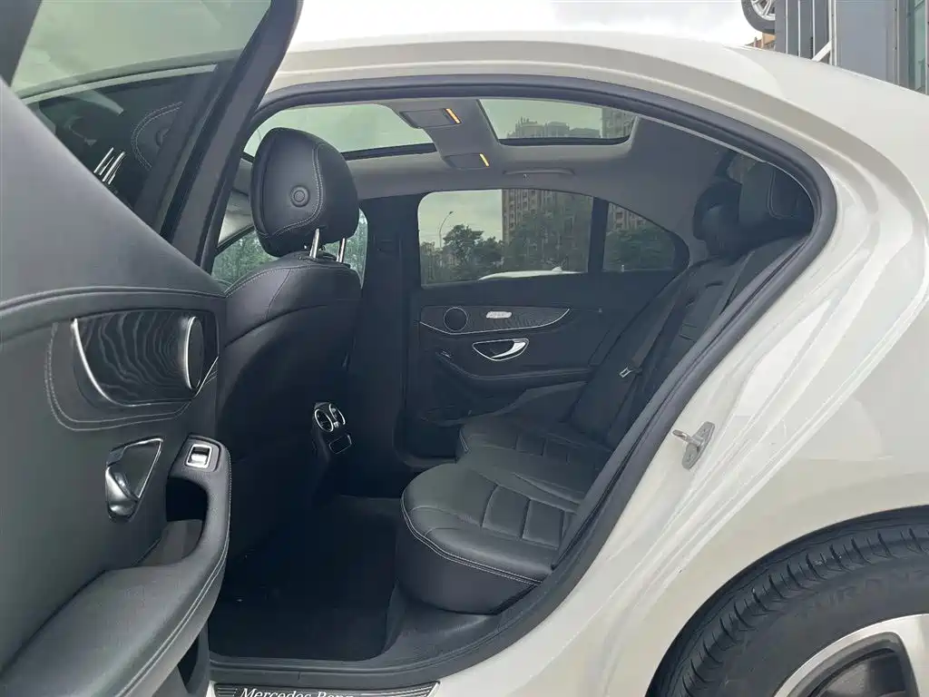 Mercedes-Benz C-Class 2019 C 260 L Sport фото 14