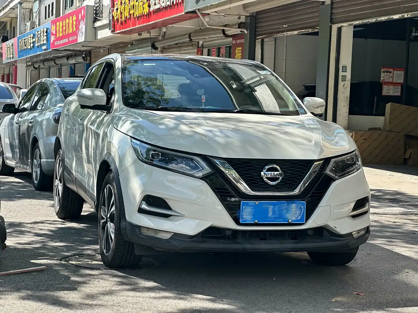 Фото 3 - Nissan Qashqai