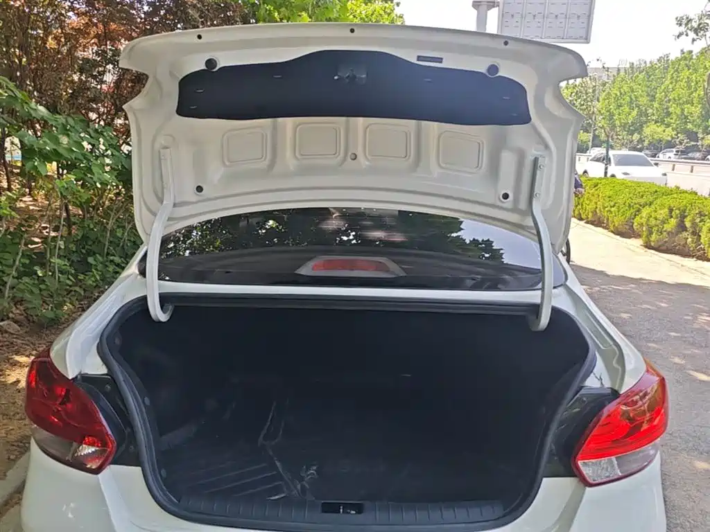 Kia Huan Chi 2020 1.4L Auto Comfort Sunroof Version фото 19