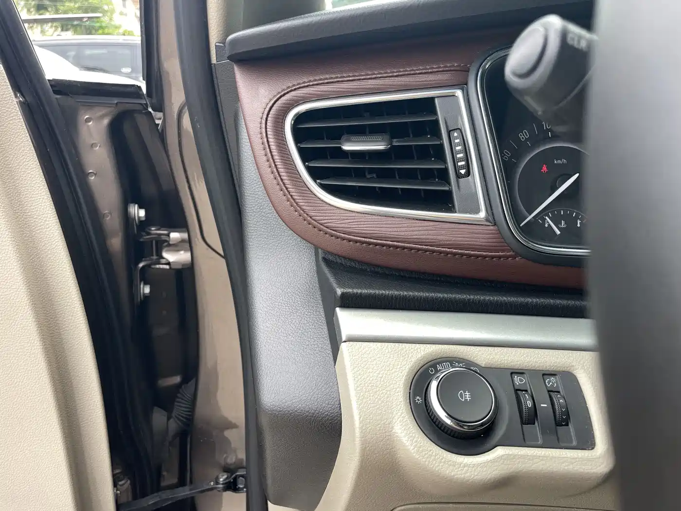 Buick GL8 2017 25S Luxury China V фото 15