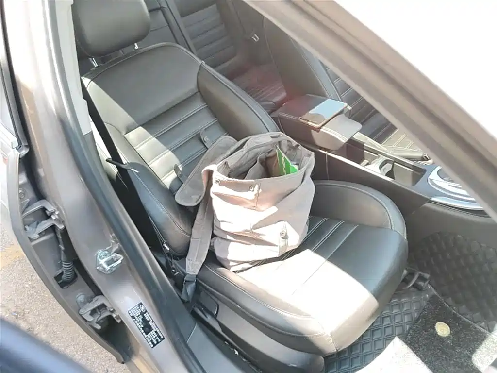 Buick Regal 2014 1.6T Fashion Technology Type фото 25