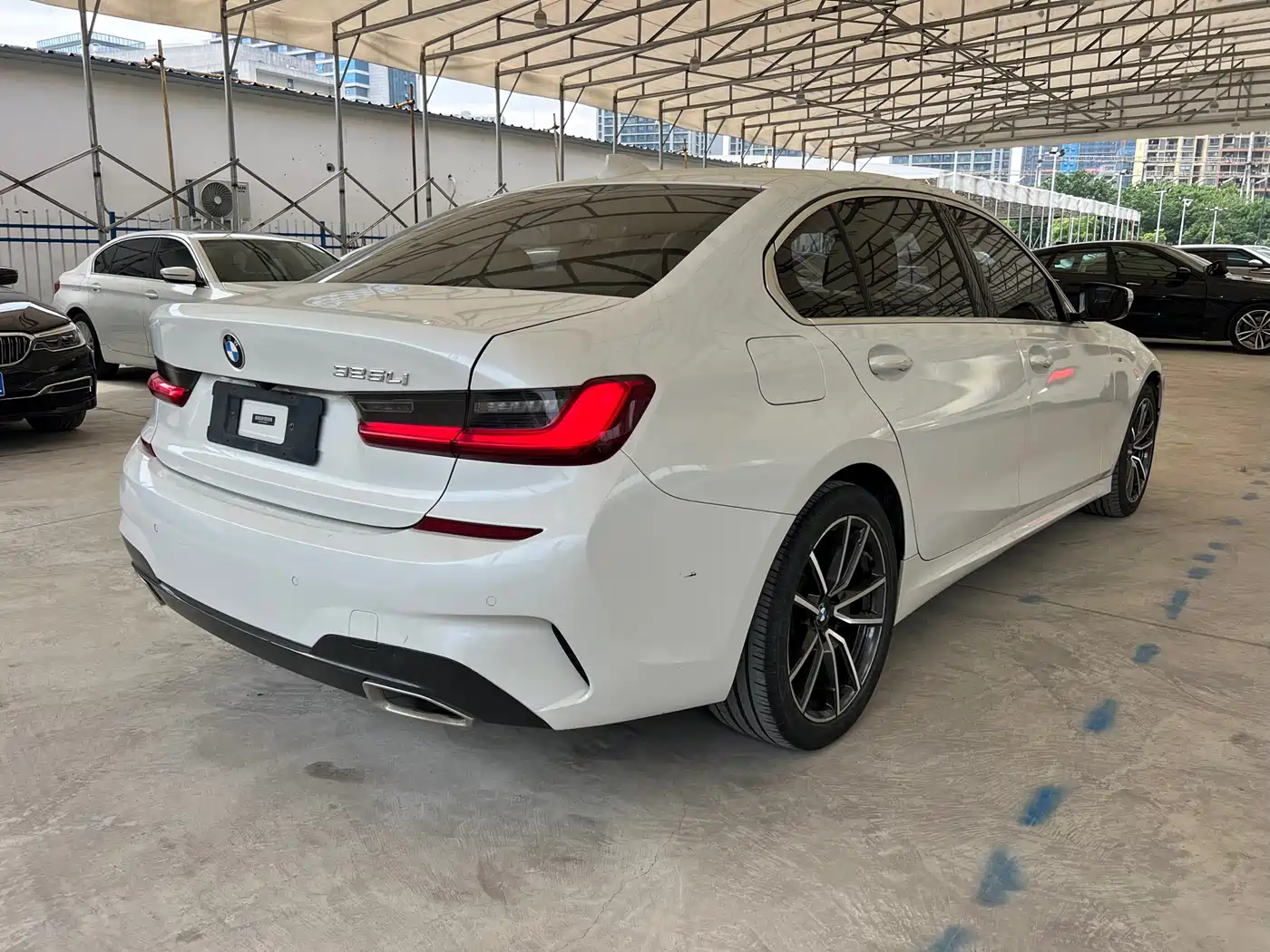 BMW 3 Series 2022 320Li M Sport Package фото 14