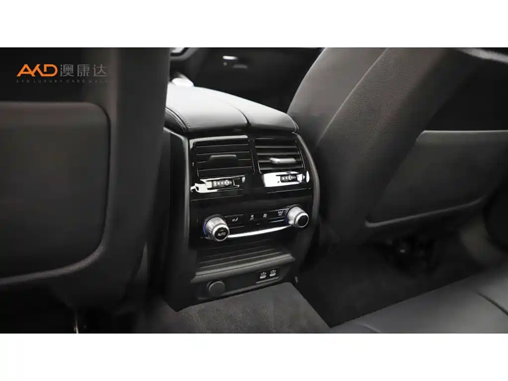 BMW 5 Series (Import) 2021 Facelift 540i Style Edition M Sport Package фото 9