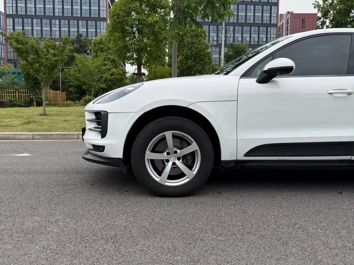 Porsche Macan 2021 Macan 2.0T фото 7