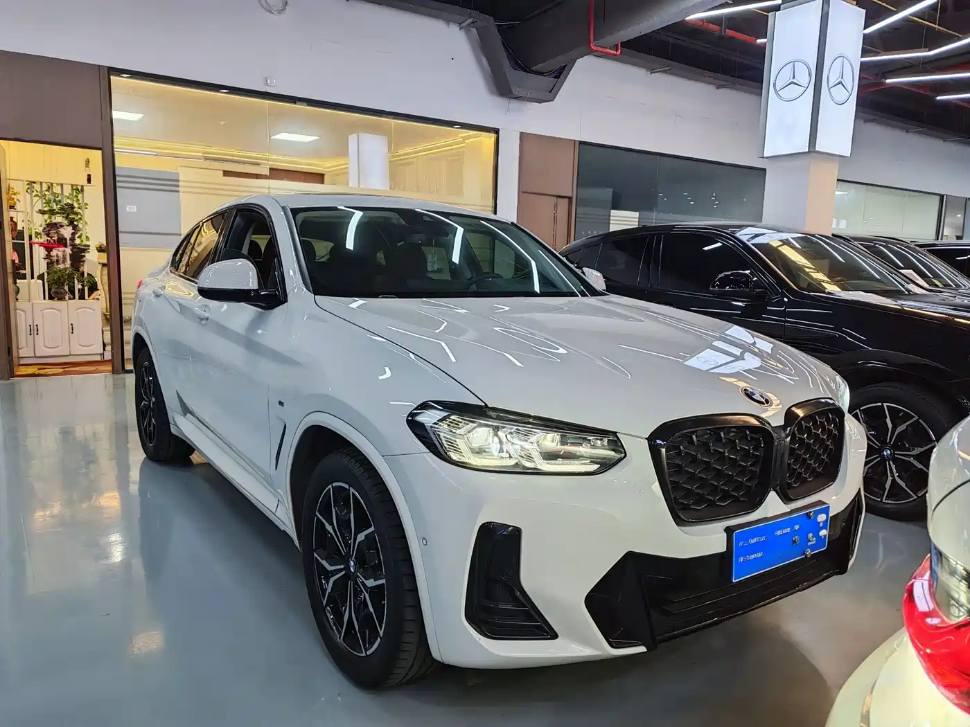 BMW X4 2022 xDrive 25i M Sport Package фото 2