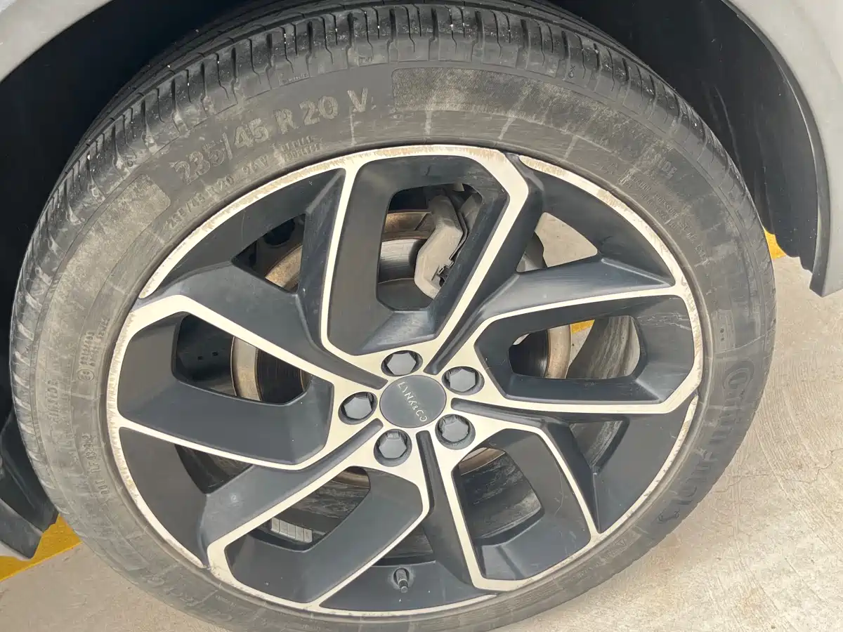 Lynk & Co 05 2020 2.0TD 2WD Shine Halo фото 11