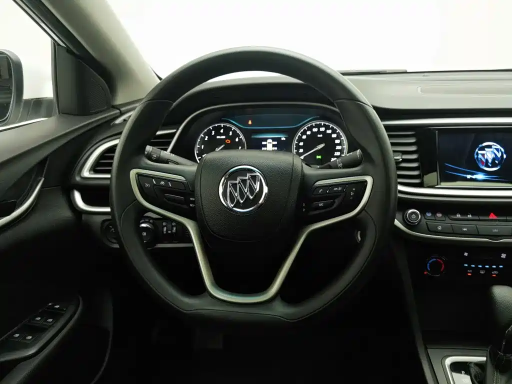 Фото 11 - Buick Excelle