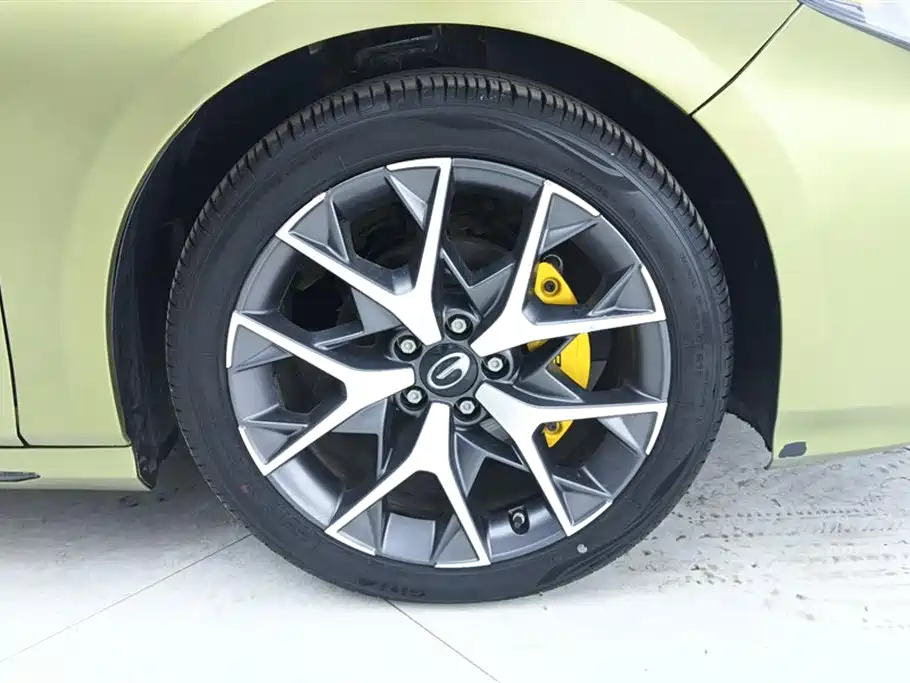 GAC Trumpchi Trumpchi Emkoo 2021 270T DCT J16 Edition фото 6