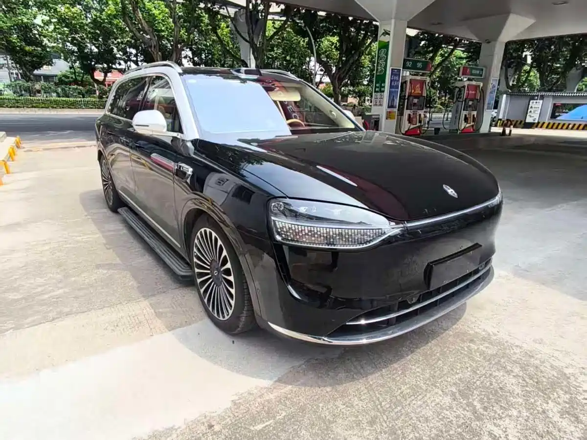 AITO Wenjie AITO M9 2025 Extended Range Ultra 52kWh 6-Seater фото 2