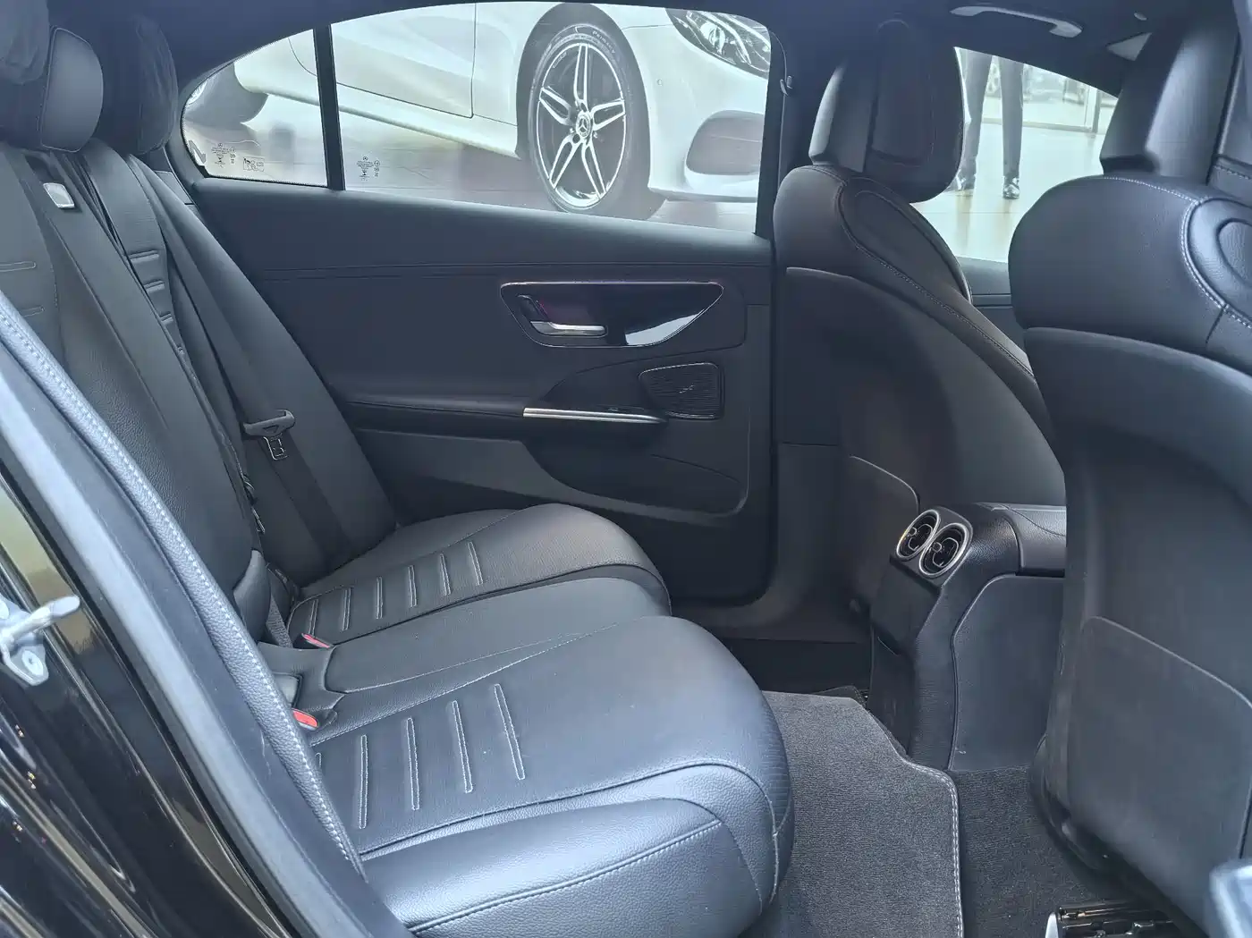 Mercedes-Benz C-Class 2022 C 200 L Sport Version фото 10