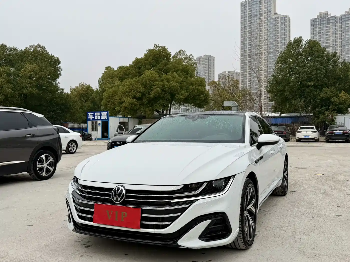 Volkswagen FAW-Volkswagen CC 2024 330TSI Dazzling Edition фото 4