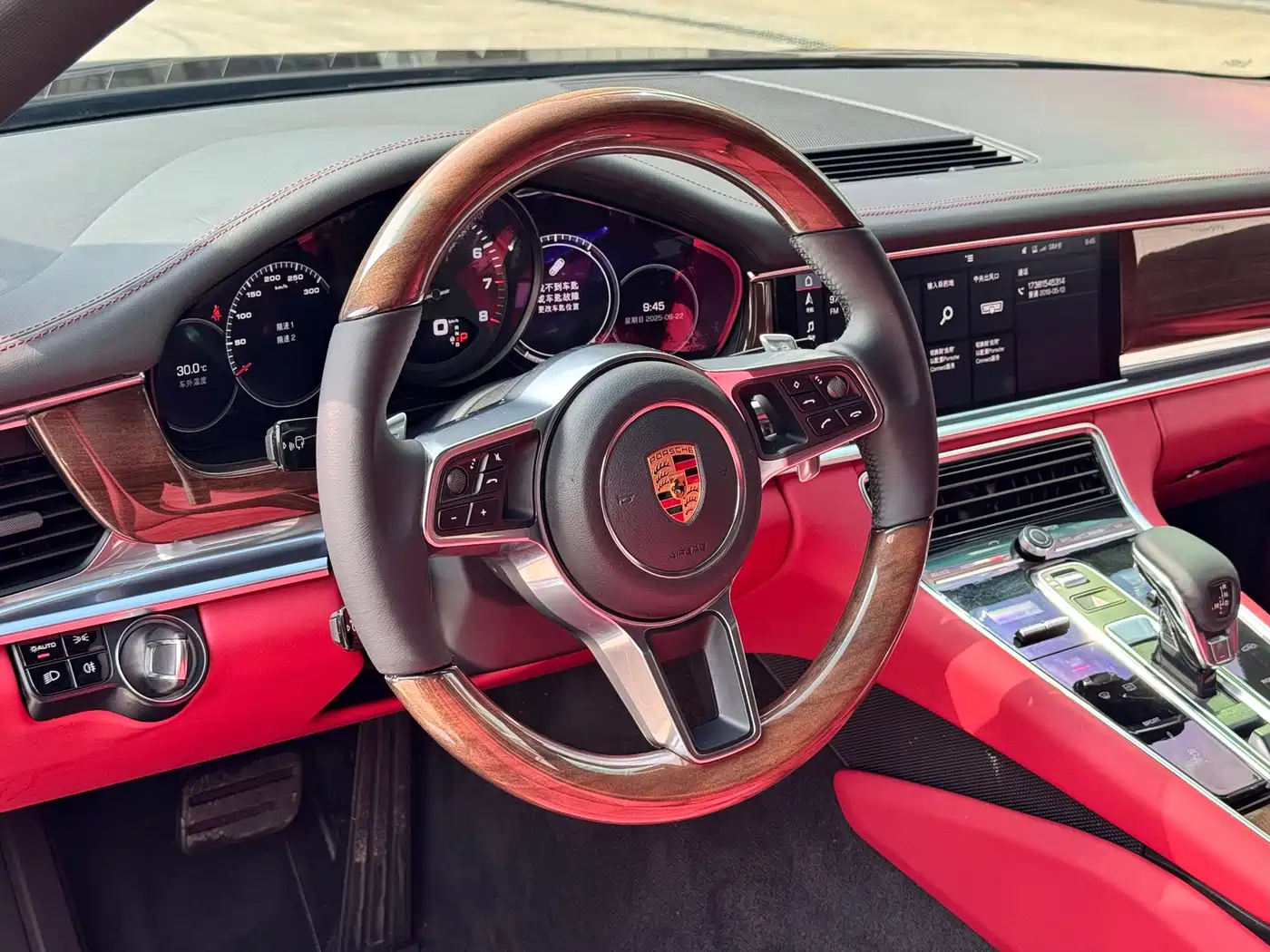 Porsche Panamera 2017 Panamera Executive Long Wheelbase 3.0T фото 8