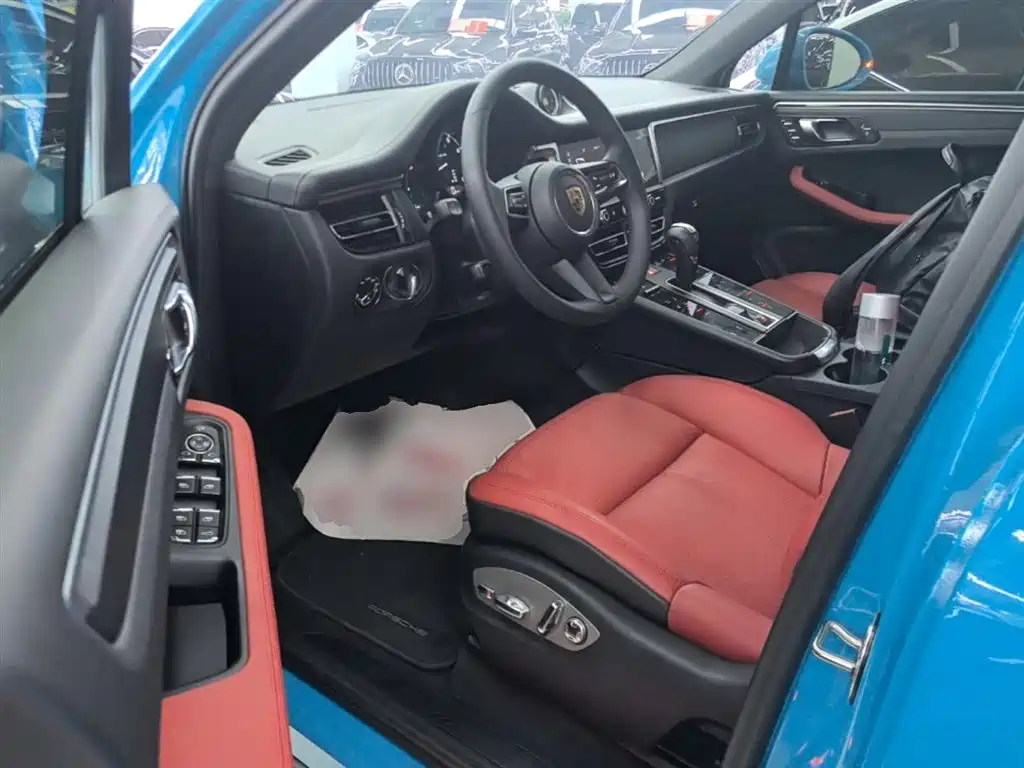Porsche Macan 2023 Macan T 2.0T фото 15