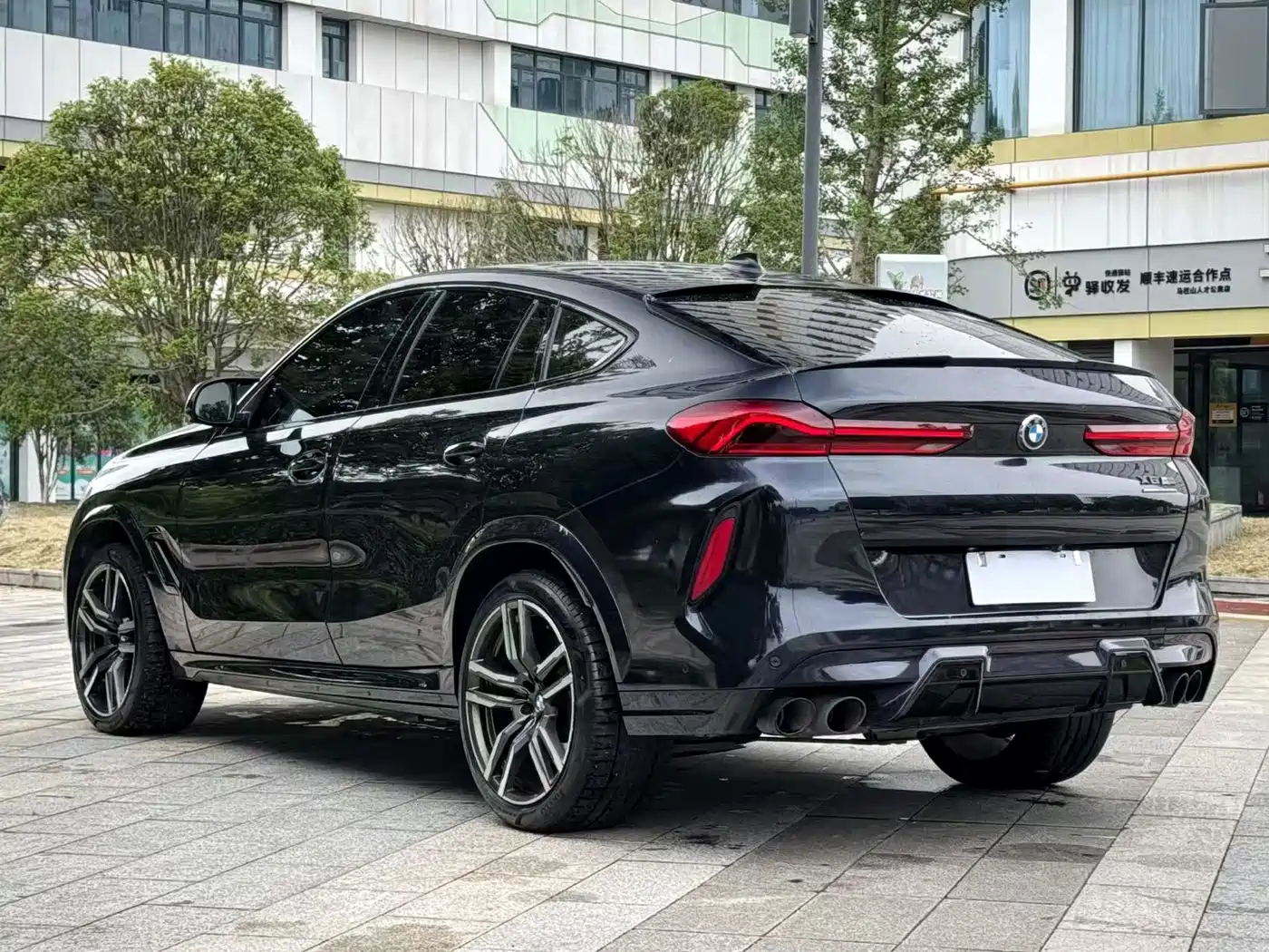 BMW X6 M 2020 X6 M фото 9