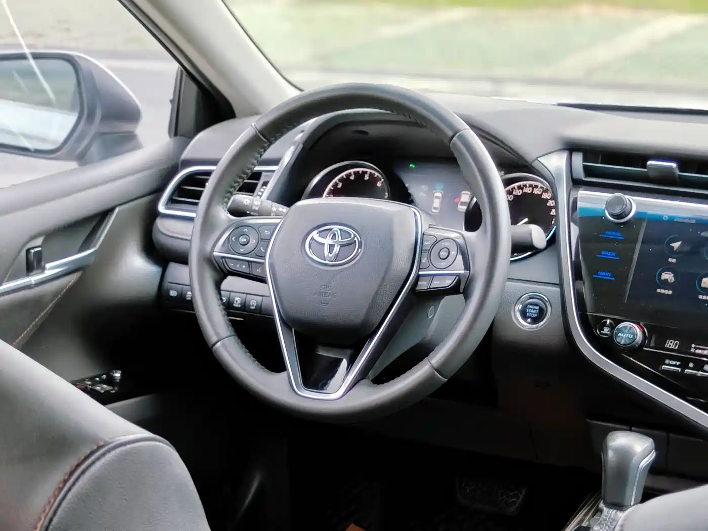 Toyota Camry 2019 2.5G Luxury (China V) фото 8