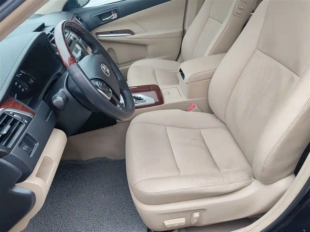 Toyota Camry 2013 2.0G Comfort фото 15