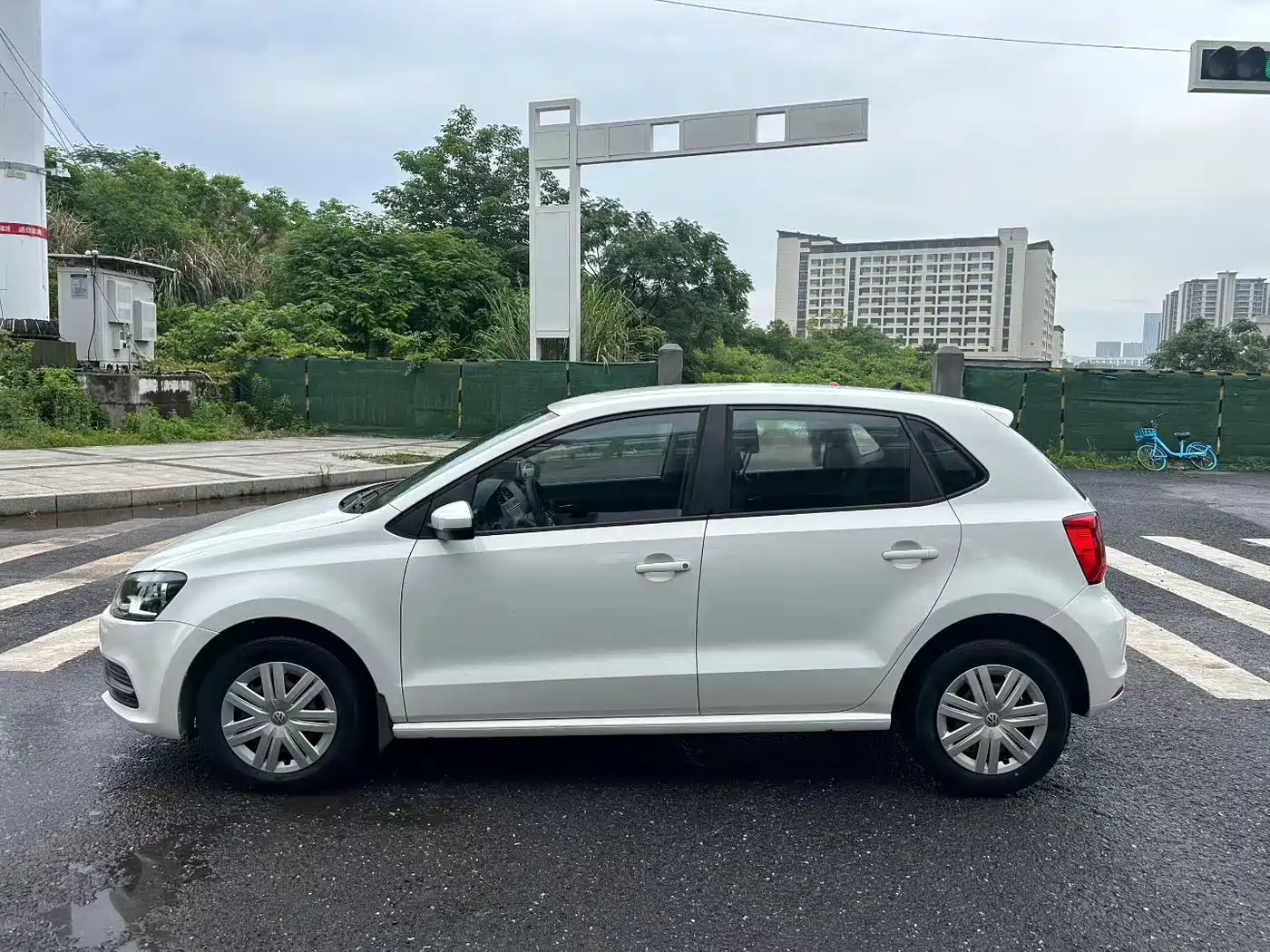 Volkswagen Polo 2018 1.5L Auto Safe Drive фото 5