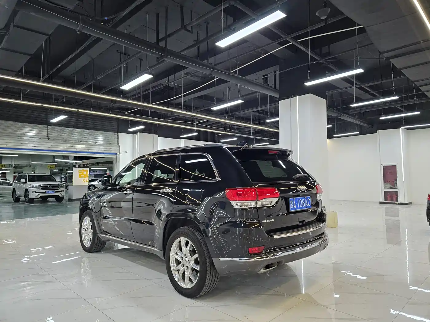 Фото 3 - Jeep Grand Cherokee (Import)