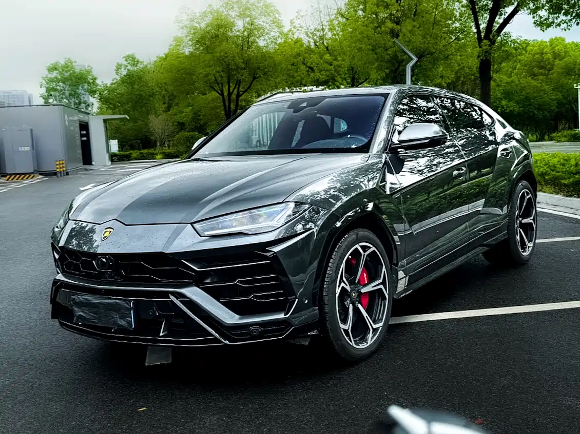 Lamborghini Urus 2018 4.0T V8 фото 2